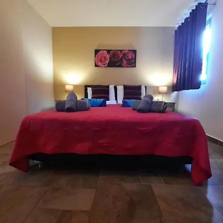 Villa Danae *